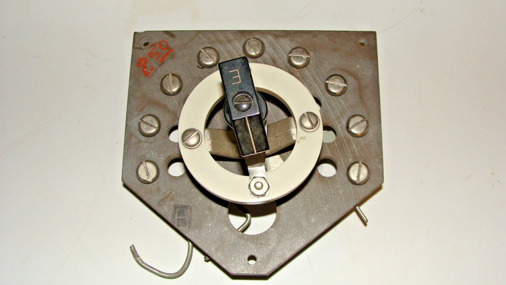 High Power RF Ceramic Rotary Antenna Switch 1P7T