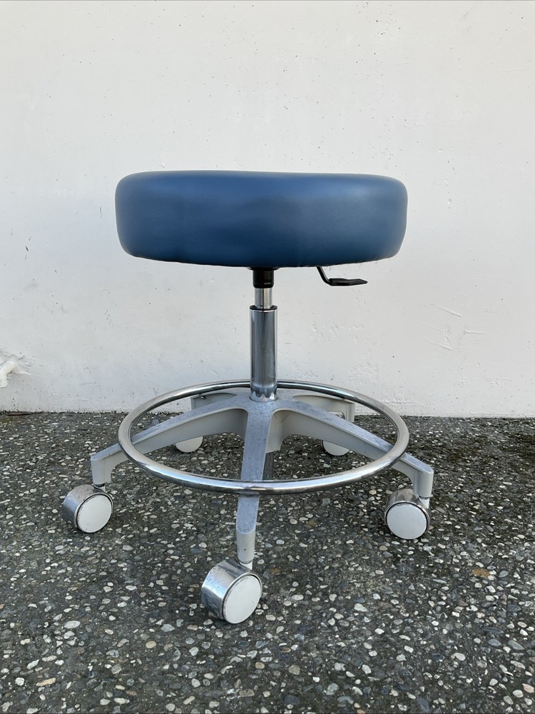 Adjustable Dental Assistant Stool Dentist Doctor