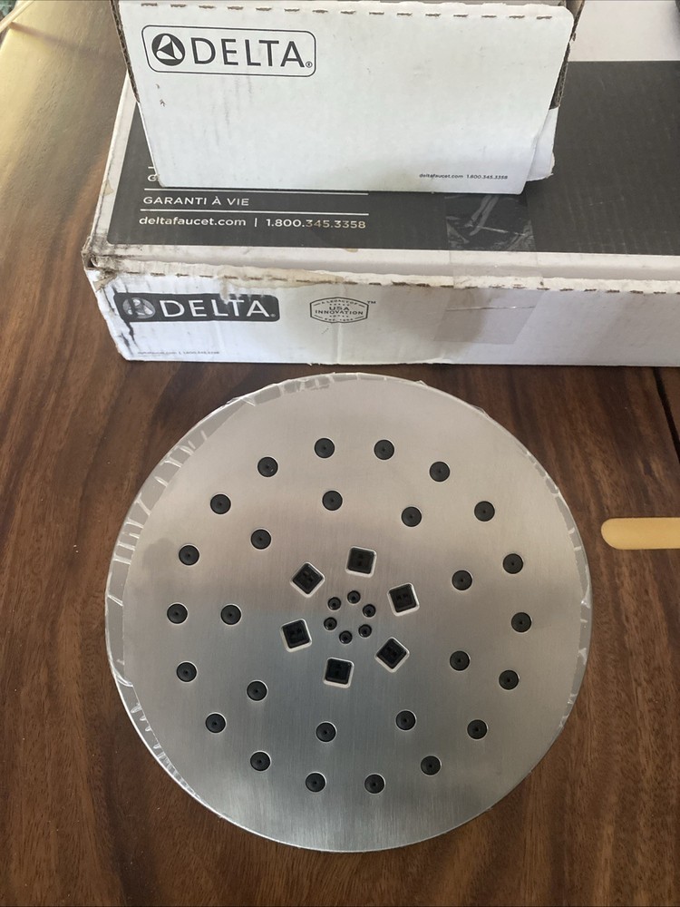 Delta Modern 8” Round 3 Settings shower head Chrome  1.75GPM 6.6L/MIN