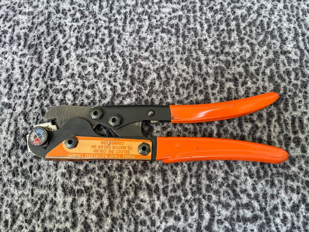 Vintage Thomas & Betts • TBM-2 • Terminal Crimper Tool