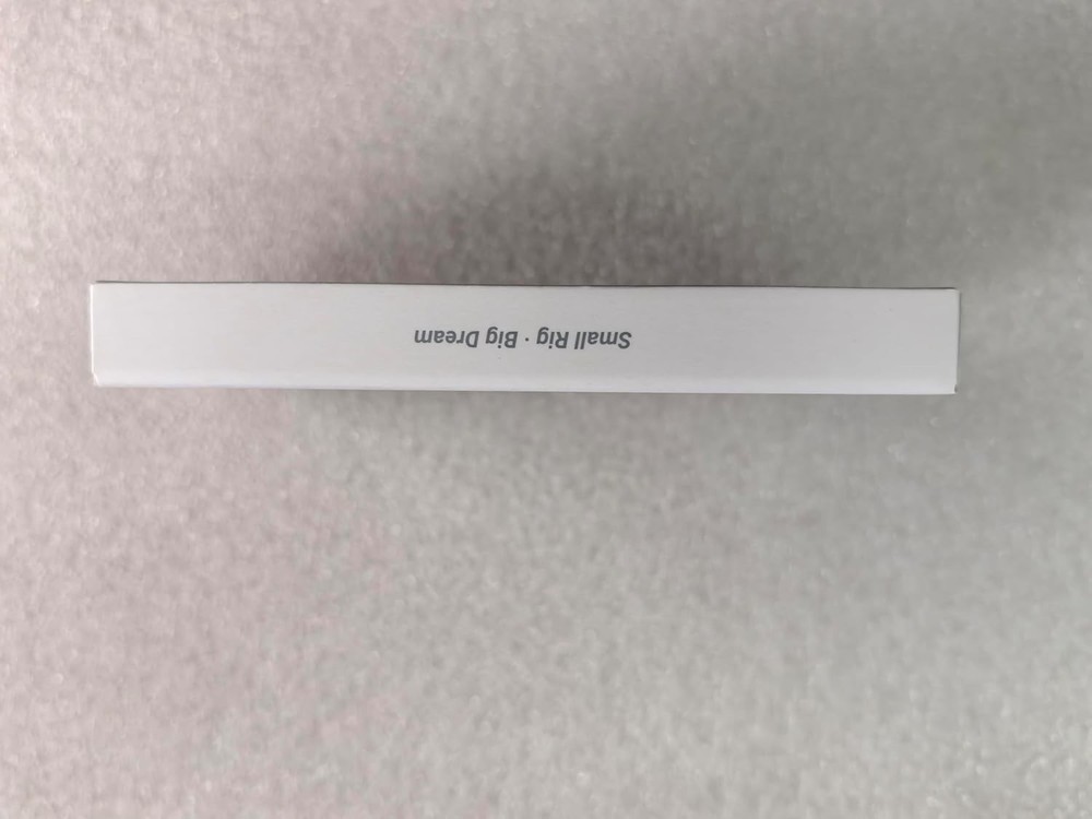 Durable Memory Card Storage Solution - 3 SD & 6 Micro SD Capacity, 2832B