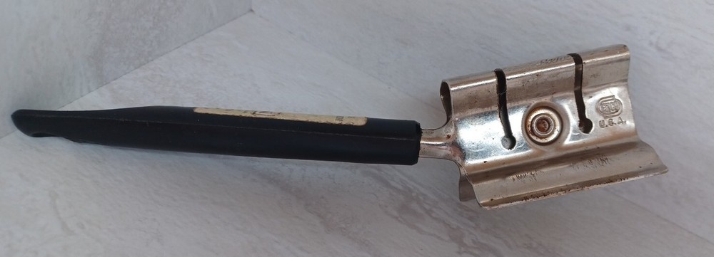 Vintage Ekco Metal Knife Sharpener Pull-Through Black Handle Original Sticker