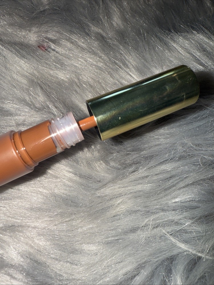 Cloudy Veil Concealer Mocha Artcosmetics