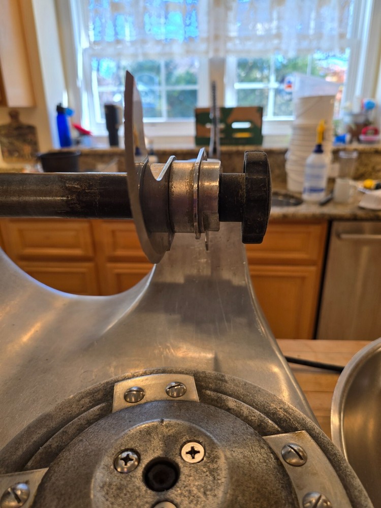 Hobart Buffalo Chopper (8186)