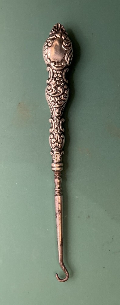 Button Boot Glove Hook Sterling Silver, Handle Floral Scrolling Design Antique