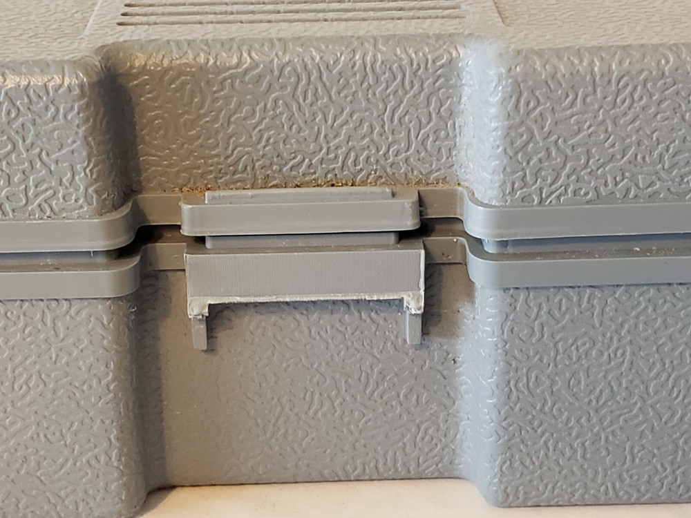 ATC Portable Refractometer With Case (READ DESCRIPTION)