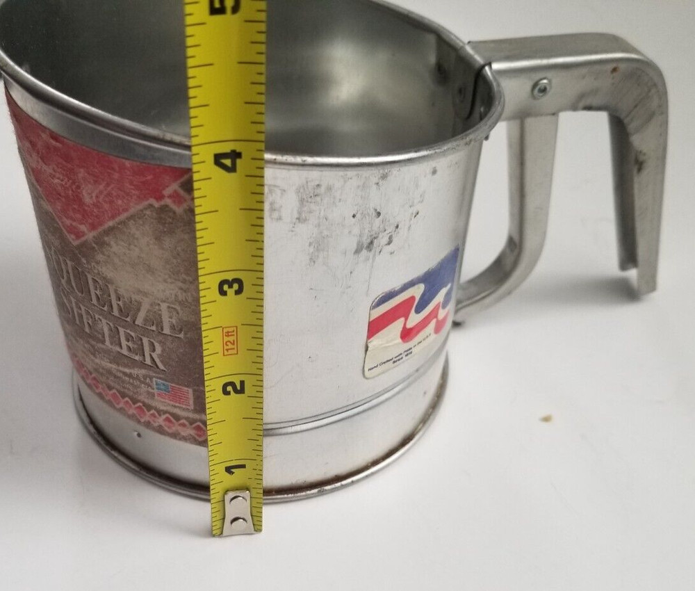 Vintage Bromco Squeeze Sifter - USA Made