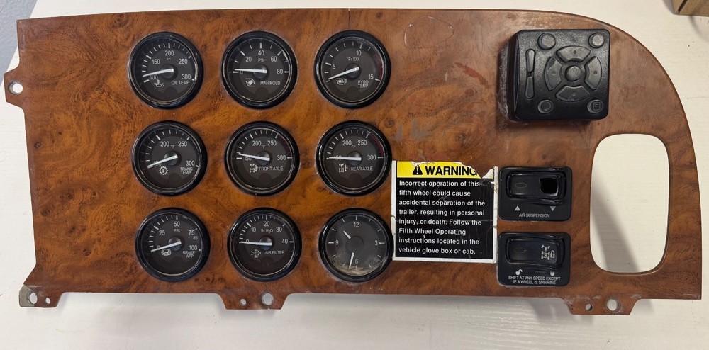 Peterbilt 357 Dash Panel W/Force America