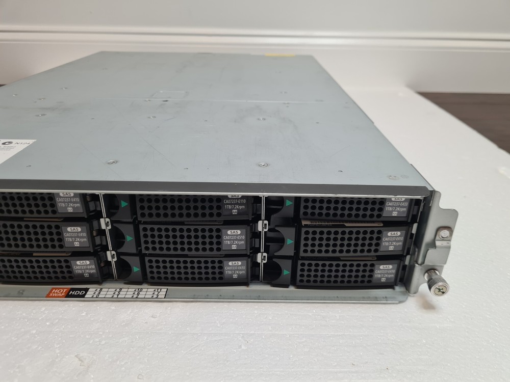 Fujitsu E20DRU2U 12 bay SAN Storage enclosure Array CA07081-B561 CA07081-A569