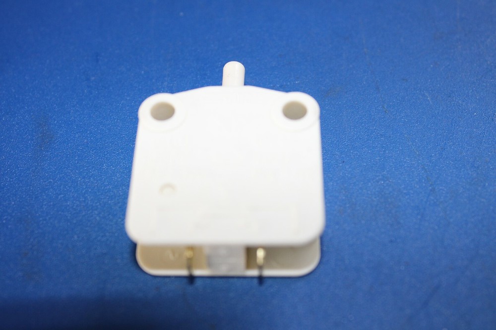 F340200 Door Switch