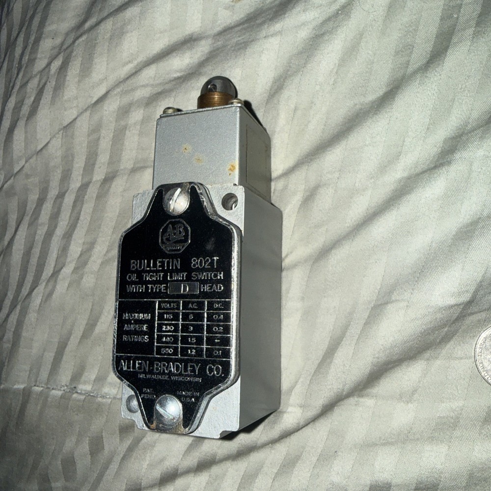 Allen-Bradley Oil Tight Limit Switch 802T-D open box