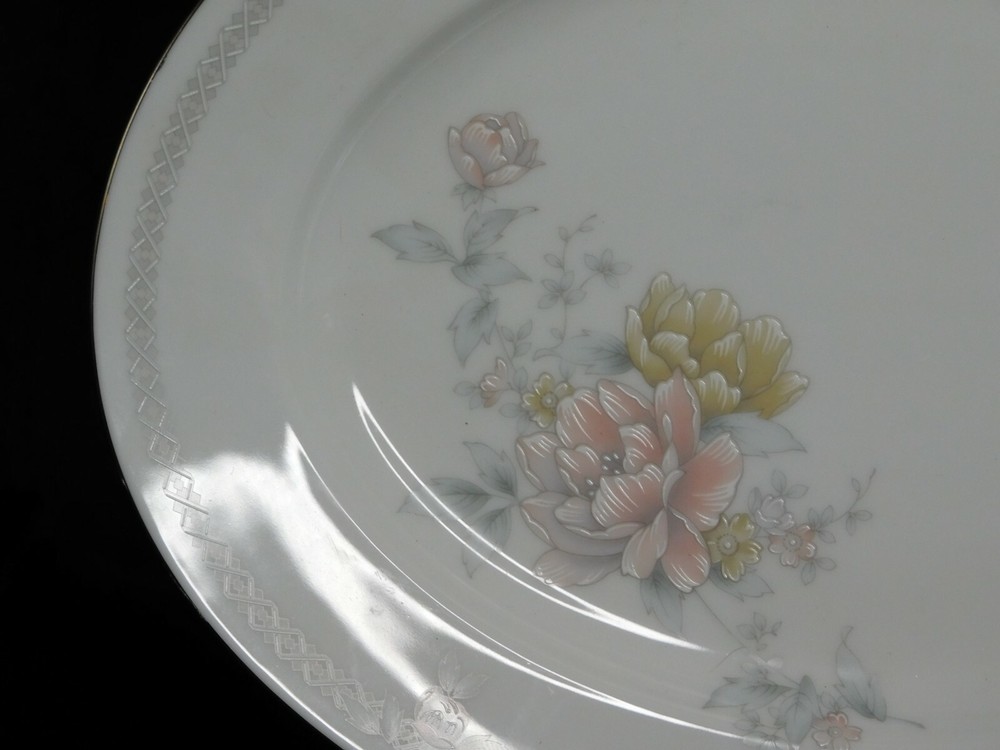 Noritake Easthampton Oval Platter