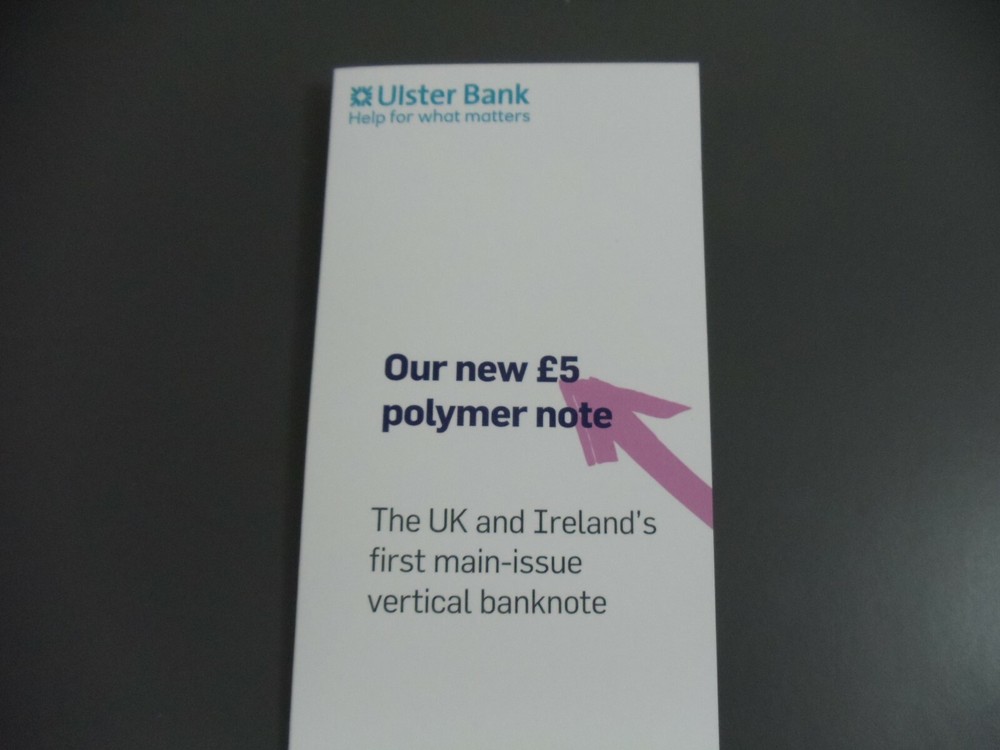 ULSTER BANK 2019 VERTICAL £5 POLYMER BANK NOTE UNCIRCULATED & HOLDER