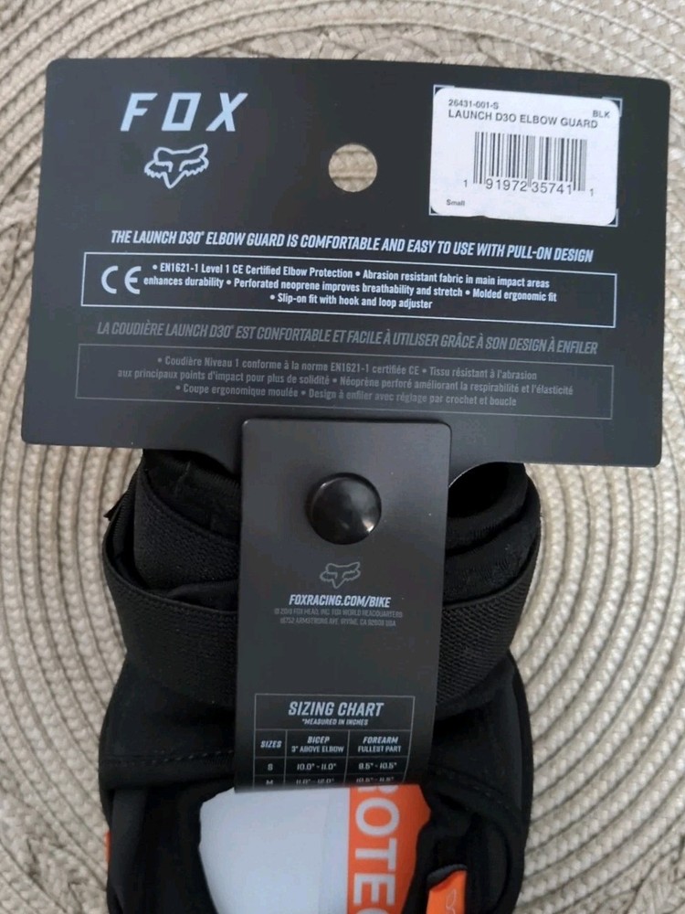 Fox Launch D30 Elbow Guard Black, Small, Pull On Easy To Use New