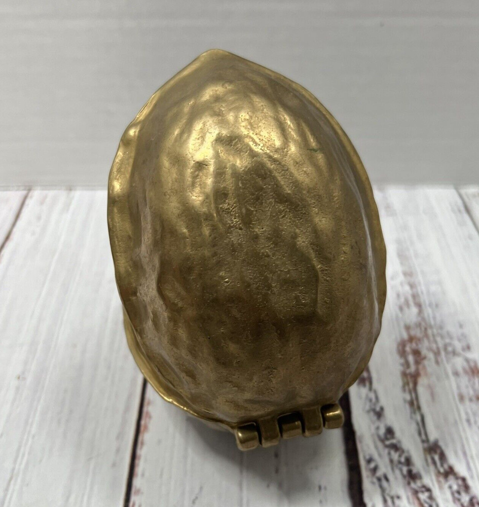 Walnut Shaped Brass Nutcracker Nut Cracker Vintage Retro Design Home Decor