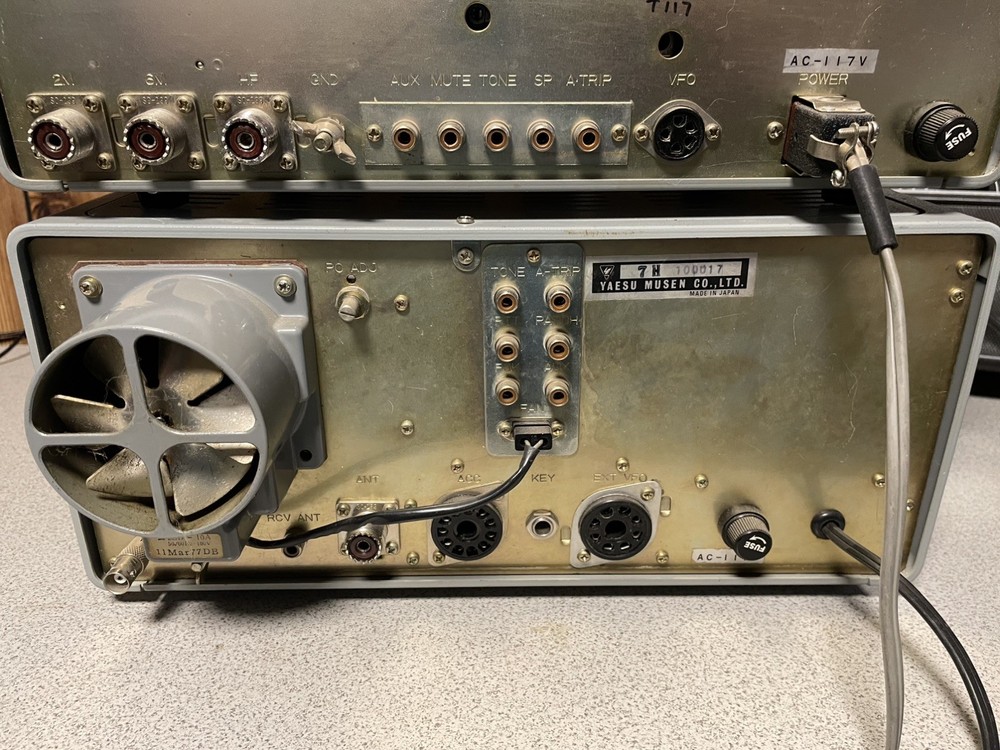 Yaesu FL-101 Transmitter