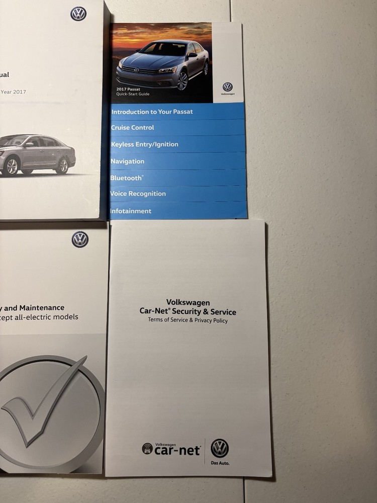 2017 Volkswagen Passat Owners Manual OEM Complete Set