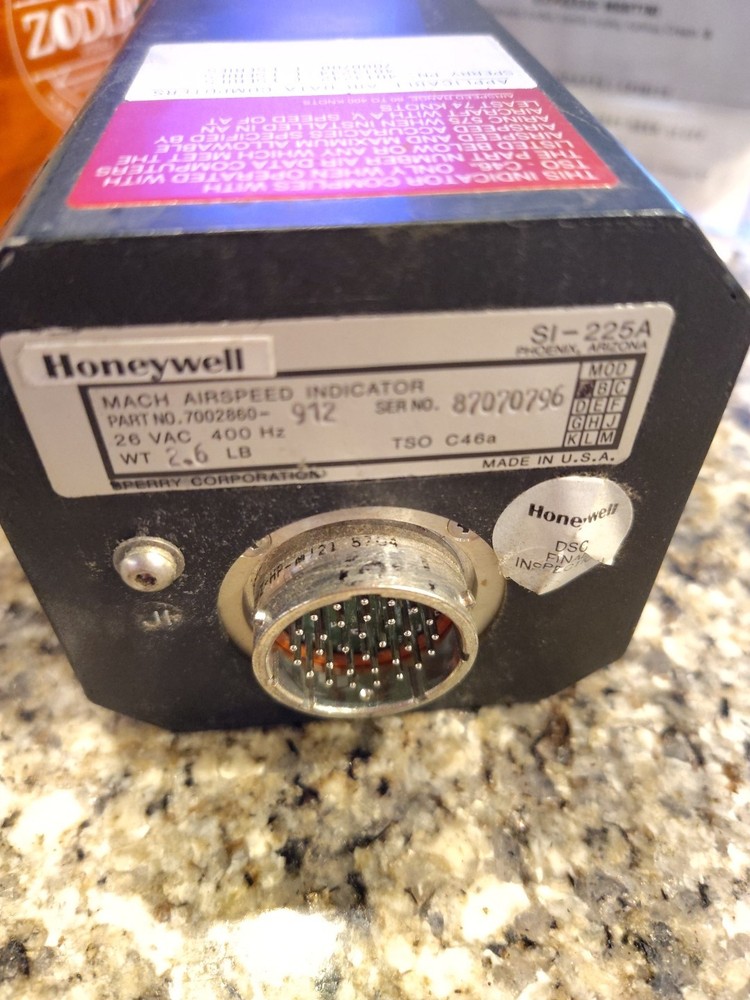 Sperry SI-225A Mach Airspeed Indicator