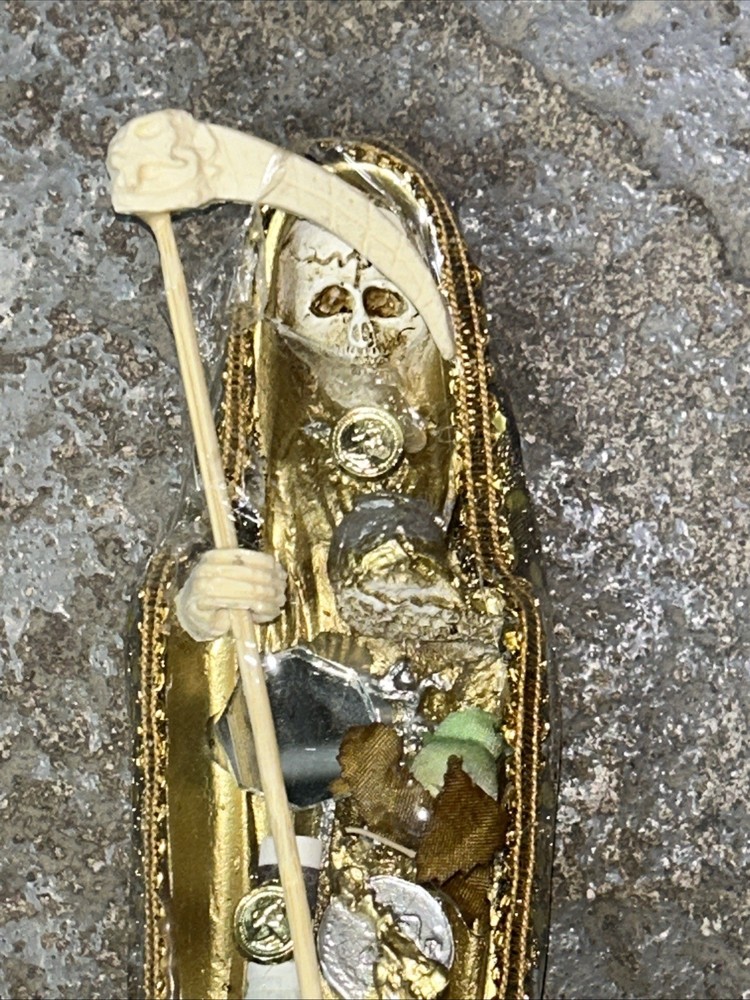 Santa Muerte Gold (fortune) 7.5in