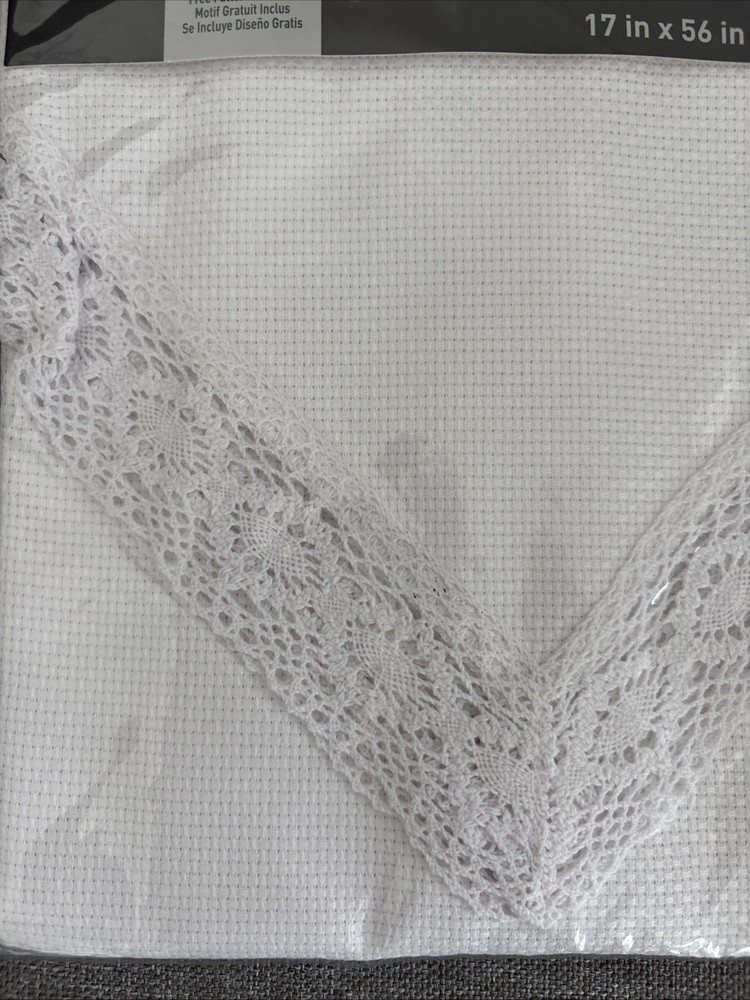 New Loops & Threads Table Runner With Lace Aida Cloth 17” X 56” With Pattern
