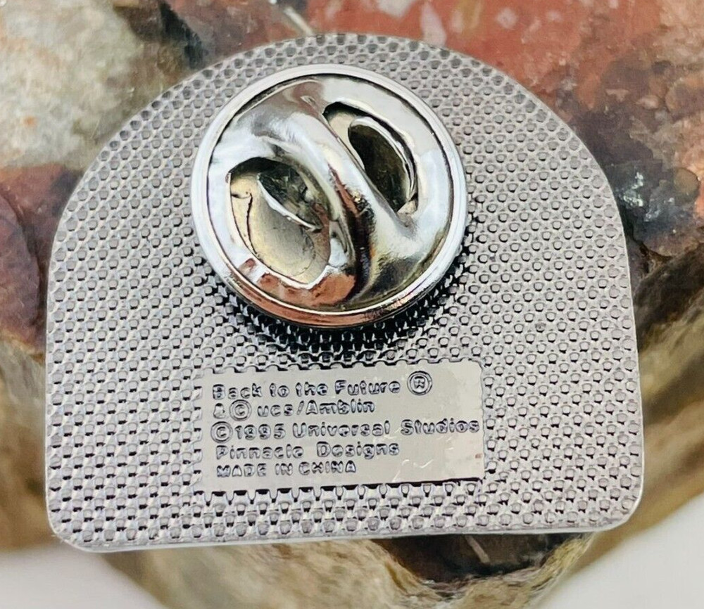 Back to the Future Universal Studios 1995 Metal Pin Back