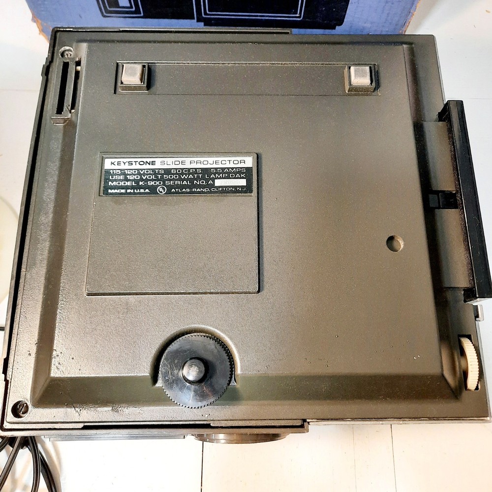 Keystone Auto Focus slide projector, rotary tray, instructions, Model K900