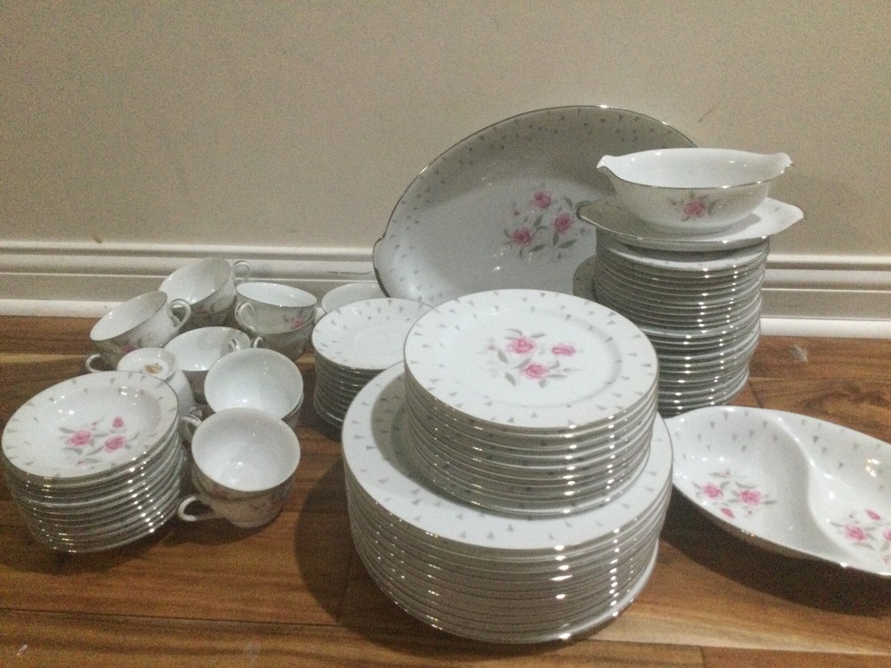 7 pc place setting(s Sango Arcadia pink rose plate bowl cup MORE AVAILABLE MINT