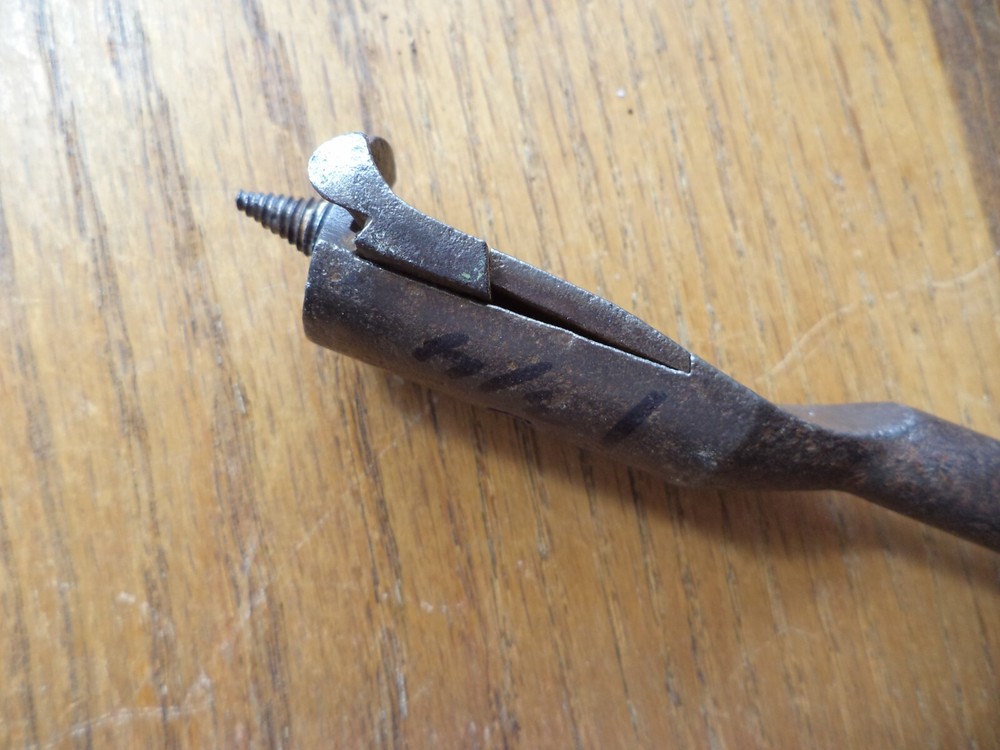 Two Vintage unbranded adjustable wood boring bit