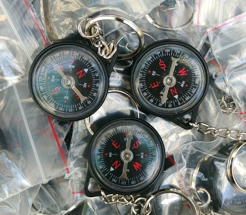 (20 PCS) Mini Compass with Chain Ring - USA Seller
