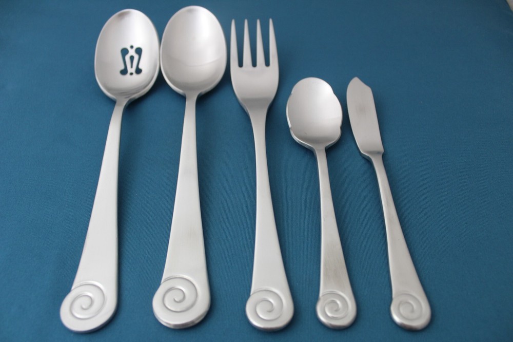 Robert Welch AMMONITE SATIN Serving (5pc Set) Tablespoon Pierced 18/10 China