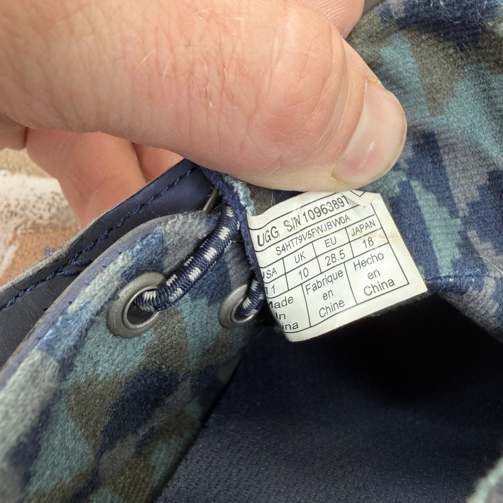 UGG Canoe Reflective Blue Chukka Boots Shoes 1096389 Boys Toddler Size 11