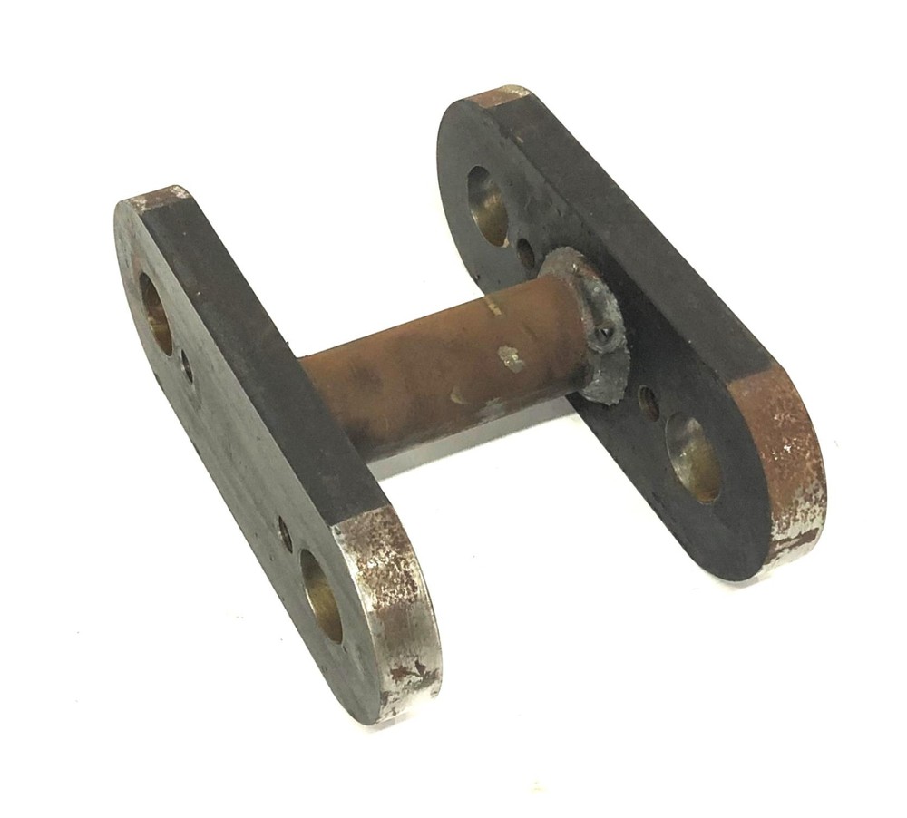 Capacity Trucks Inc Front Structure Spring Shackle 103493 USED