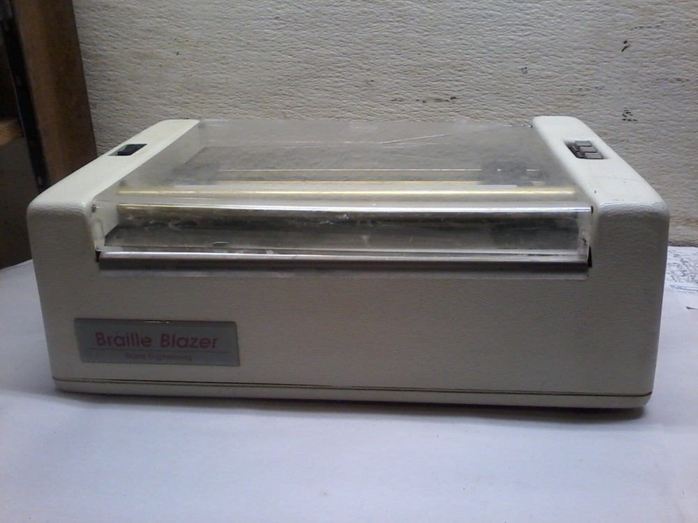 Vintage BLAZIE Engineering BRAILLE BLAZER Model BB1