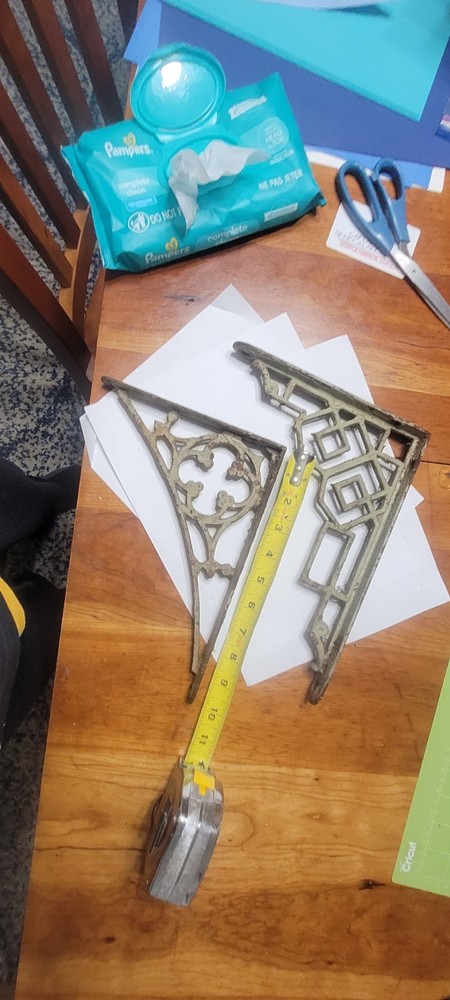 Antique Shelf Bracket S