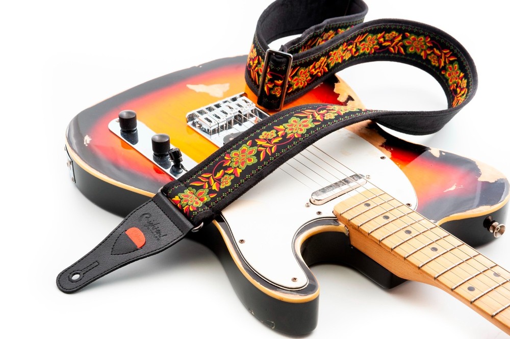 RightOn! Mojo Roses Black Design Guitar Strap