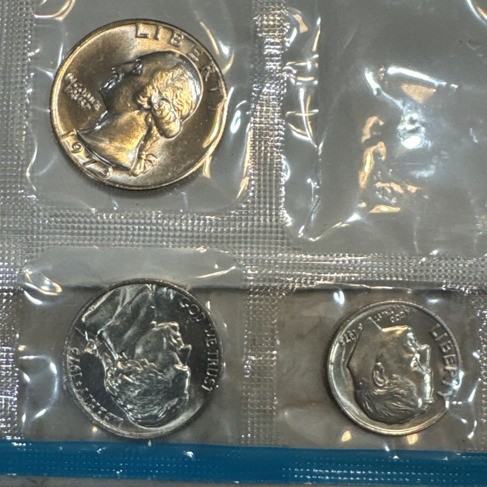 1973 Uncirculated Coin Set…. Missing ￼ The Eisenhower Dollars. ￼