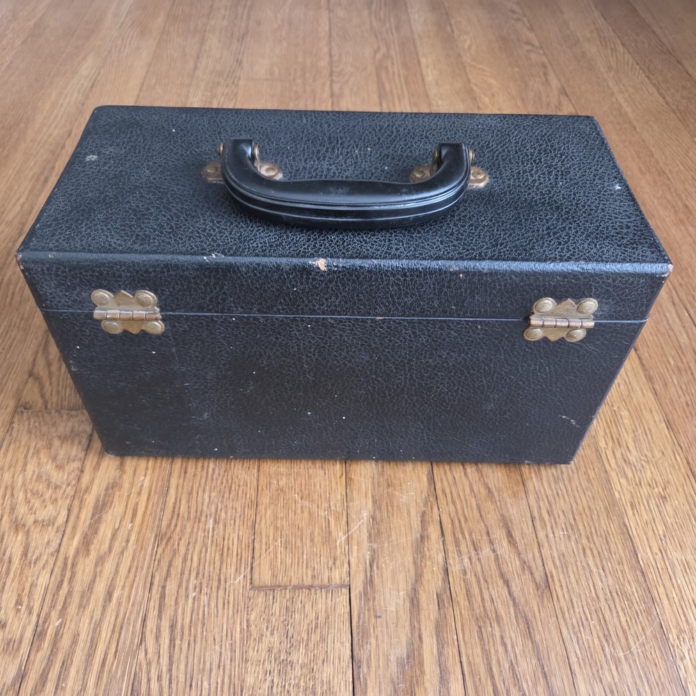 Vintage ARGUS Slide Projector with Case, works