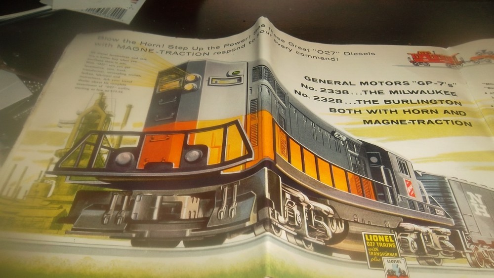 LIONEL TRAIN CATALOG & INST. CATALOG