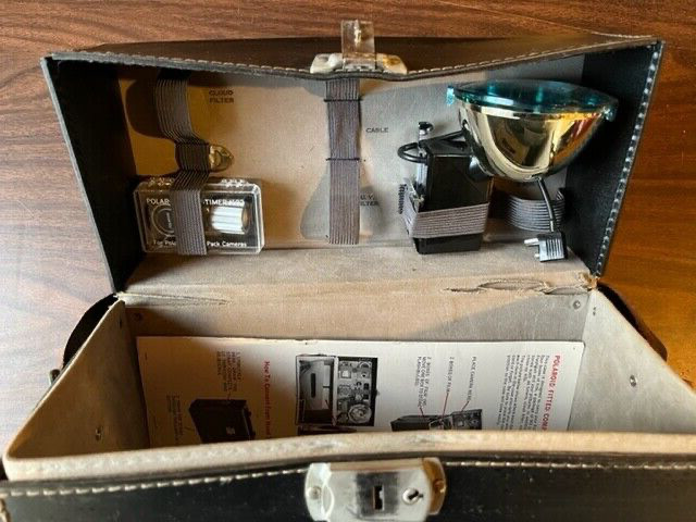 Polaroid Land Camera Automatic 100 - Vintage w/Original Case, Flash, Bulbs, Plus