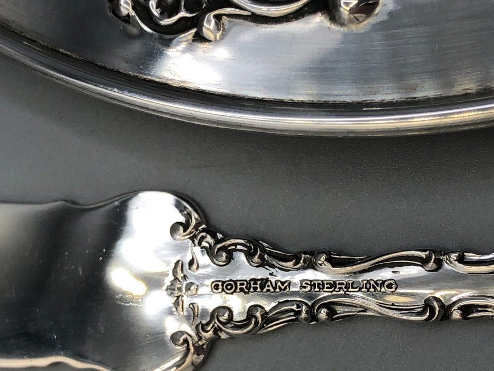 Strasbourg by Gorham Sterling Silver Bread Plate 6", with hooks for Spreader