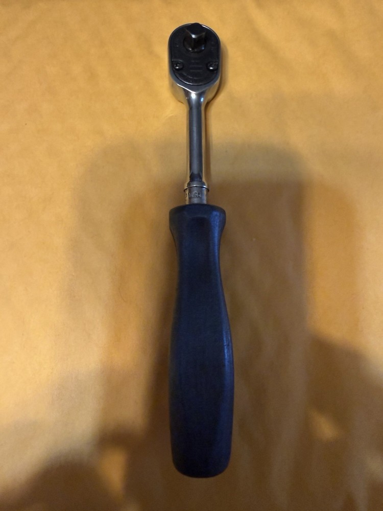 Snap On 1/4" THLD72 BLUE Hard Handle Ratchet