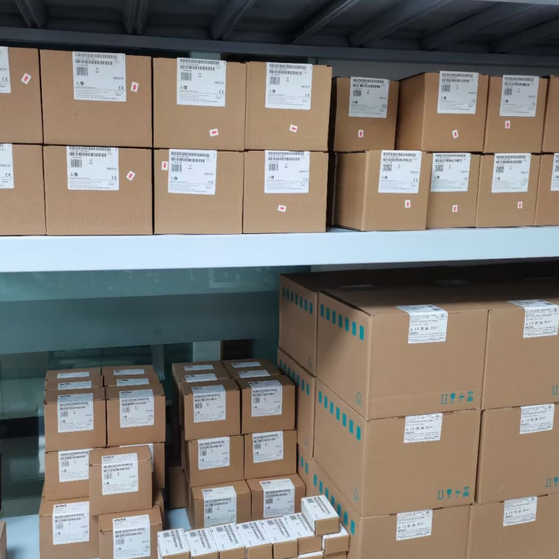 1PCS NEW OMRON E3S-AR61 Sensor