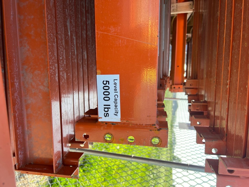 Industrial pallet racking 