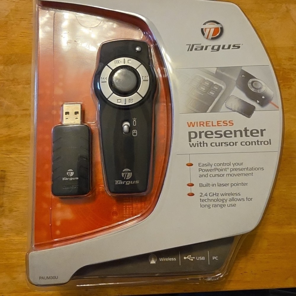 Targus Wireless Presenter w/Cursor Control Laser Pointer 50 Foot Range