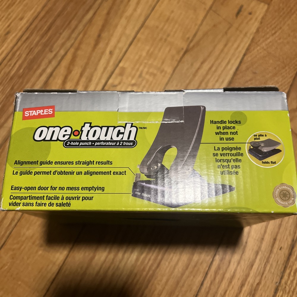 Staples One Touch 2 Hole Punch 28 Sheets Capacity NEW