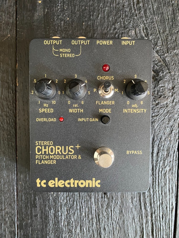 TC Electronic Stereo Chorus + Flanger & Pitch Modulator Effect Pedal