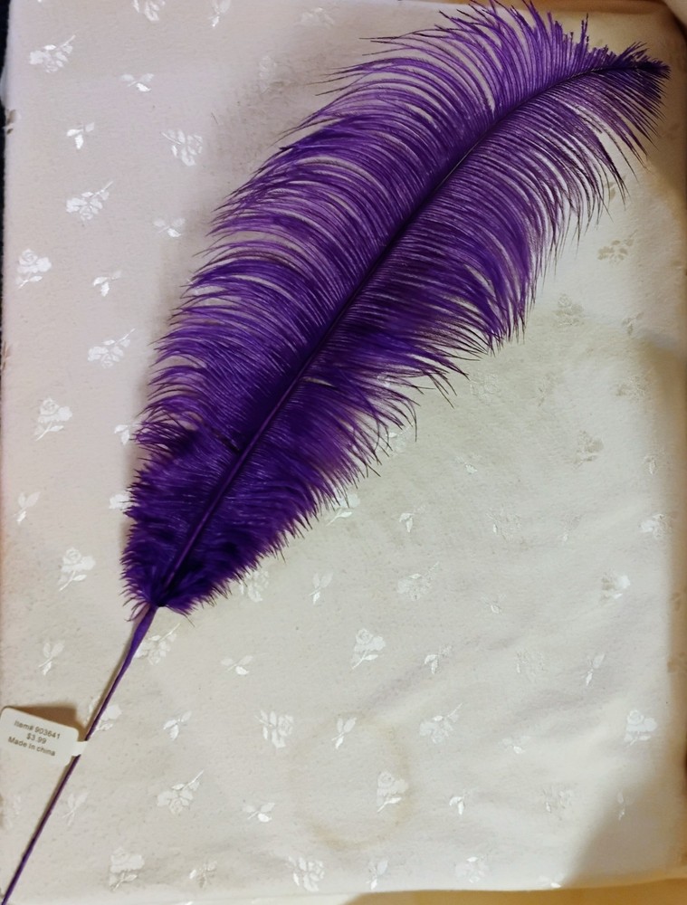 NWT Ostrich Feather Pick - Lavender - 22.75" Total Length