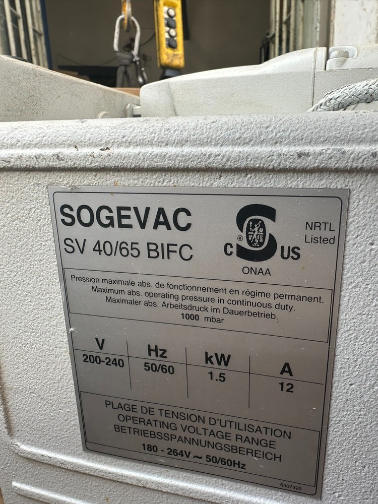 Leybold sogevac SV65 rotary vane vacuum pump