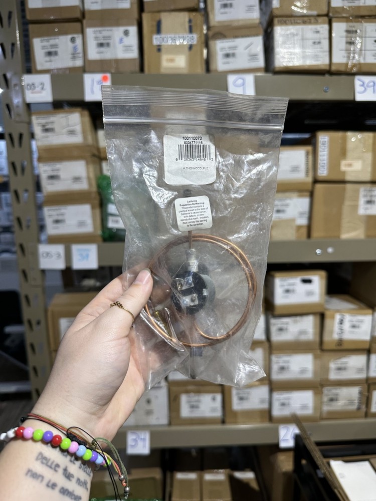 100110073 | 9004771115 | A.O. Smith Thermocouple - DISCONTINUED