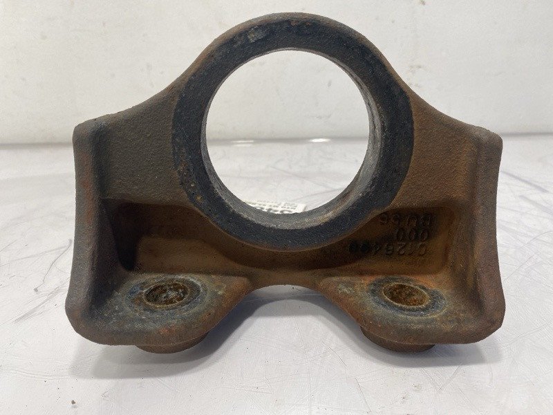 Freightliner MT55 Engine Mount 0126490000 (548-13008)